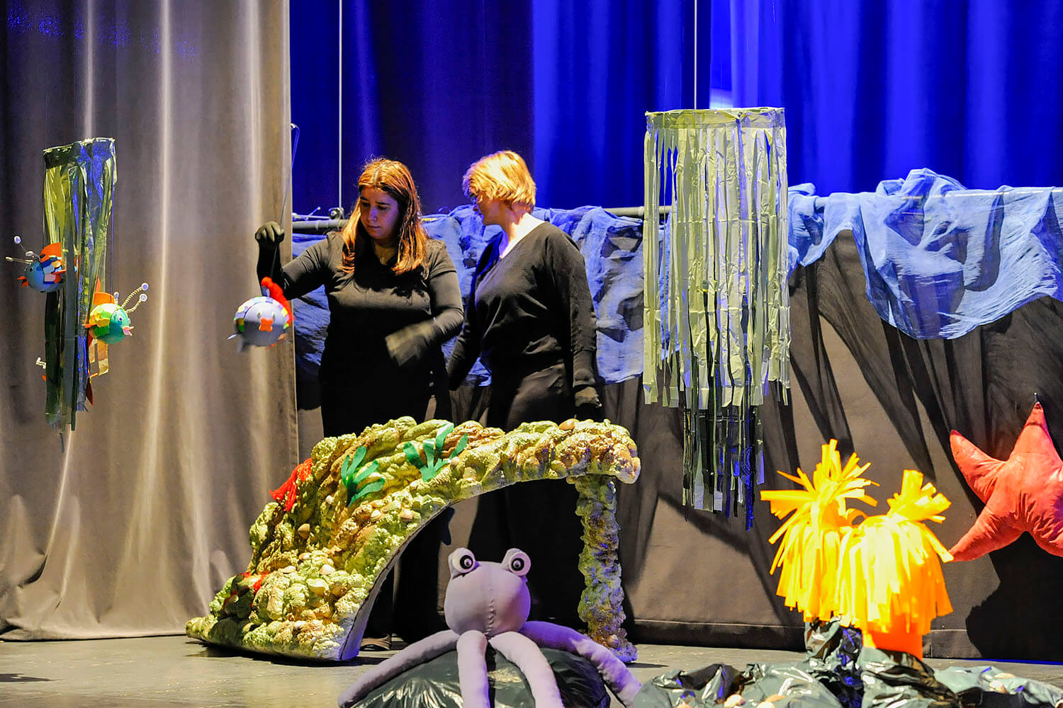 Mavrične ribice ni več strah