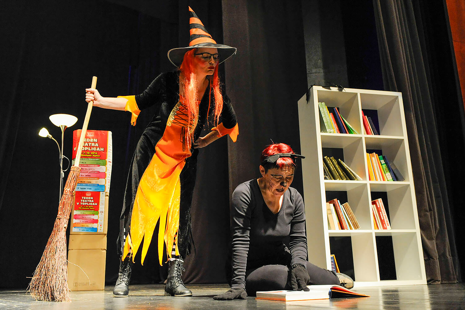 Muc išče čarovnico