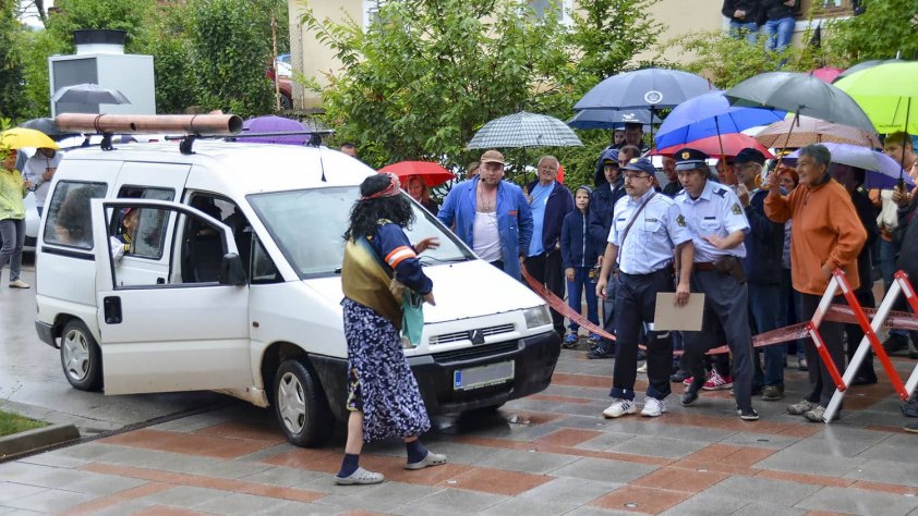 O topliškem javnem redu